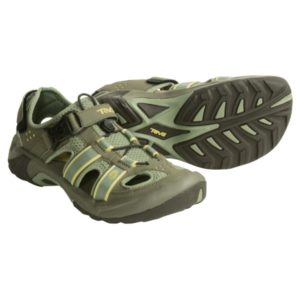 sandals for walking goodpairofshoes.com